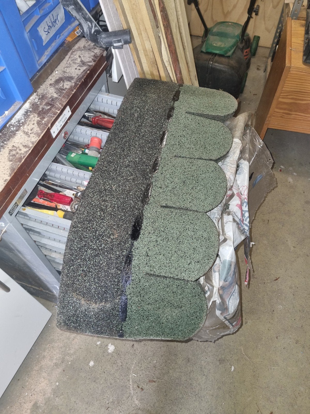 gratis 15 stuks dak shingels groen, Ophalen, Overige materialen, Overige kleuren, Nieuw