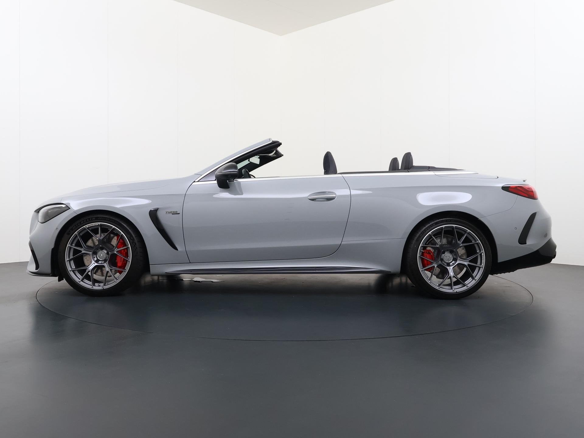 Mercedes-Benz CLE Cabriolet AMG 53 4MATIC+ Premium | AMG Dyn, Auto's, Automaat, Dealer onderhouden, Gebruikt, Automatische klimaatregeling