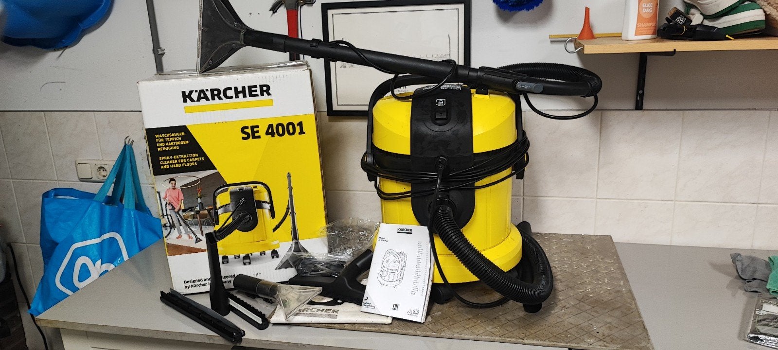 Kärcher SE 4001, Witgoed en Apparatuur, Stofzuigers, Inclusief accessoires, Kärcher, Niet werkend, Reservoir