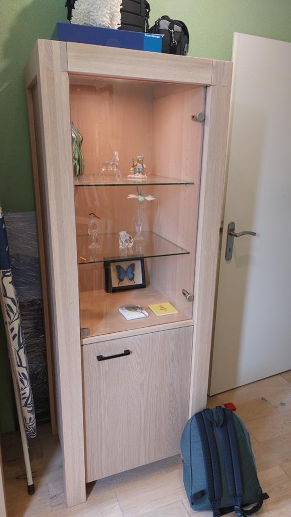 Moderne eiken vitrine kast, Huis en Inrichting, Glas, Met deur(en), Zo goed als nieuw, 150 tot 200 cm