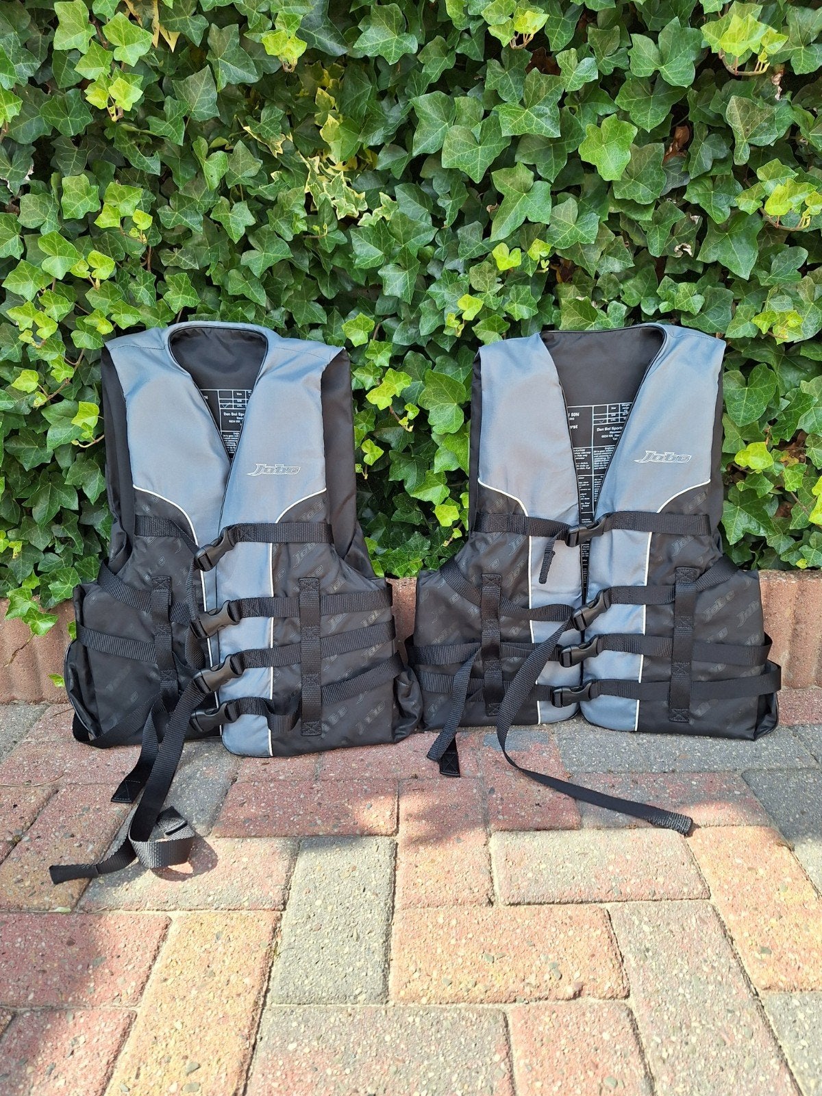 Jobe zwemvest xl 2 stuks, Watersport en Boten, Ophalen of Verzenden, Reddingsvest of Zwemvest
