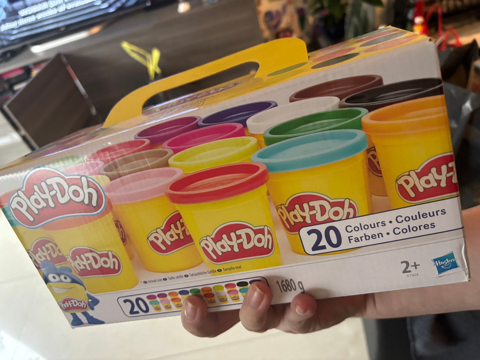 Heel veel playdoh met nieuwe klei, Ophalen of Verzenden