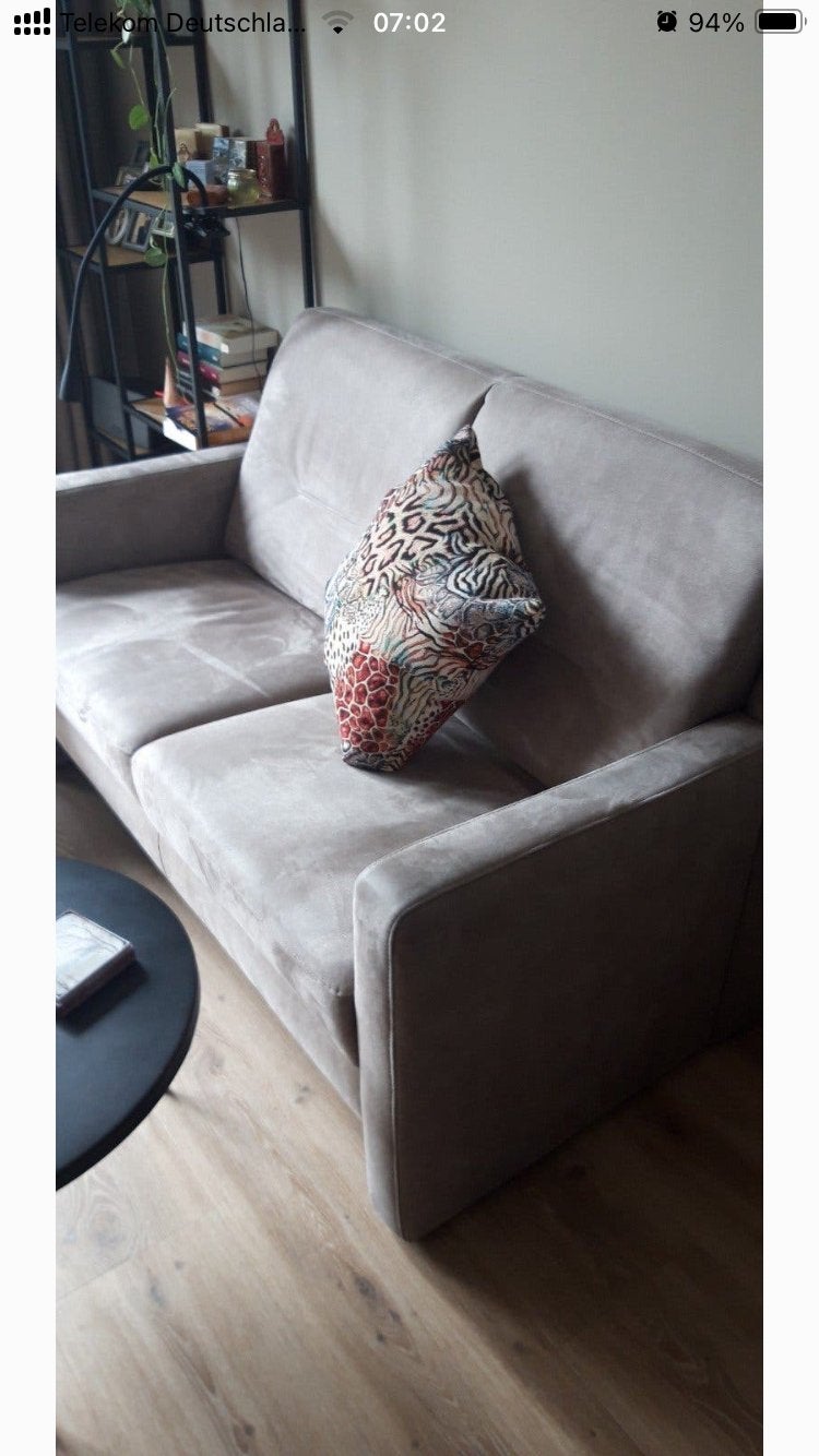 Leuk grijs 2 zits bankje met stoel. Uitstekende staat., Huis en Inrichting, Ophalen, Minder dan 75 cm, 150 tot 200 cm, Tweepersoons