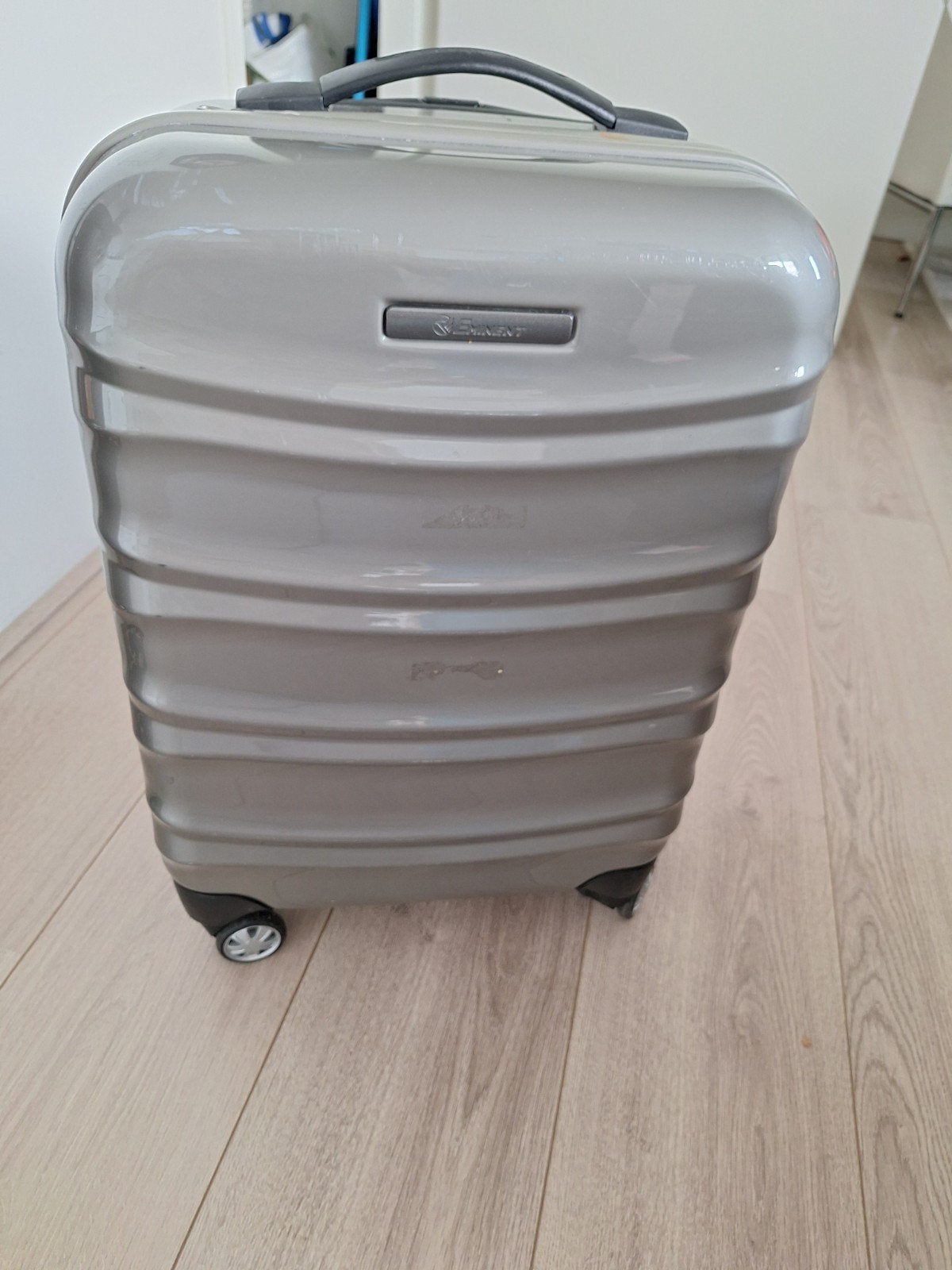 handbagage -trolley, Sieraden, Tassen en Uiterlijk, Koffers, Ophalen, Gebruikt, 50 tot 60 cm, Hard kunststof