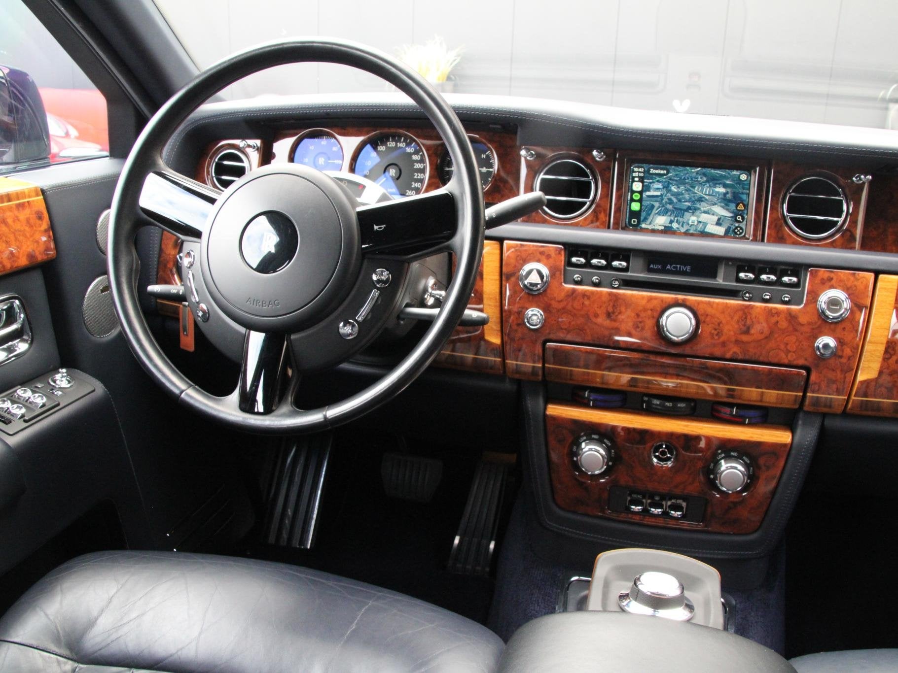 Rolls-Royce Phantom VII 6.75 EWB | Power Close Doors |, Auto's, Automaat, Achterwielaandrijving, 12 cilinders, Blauw