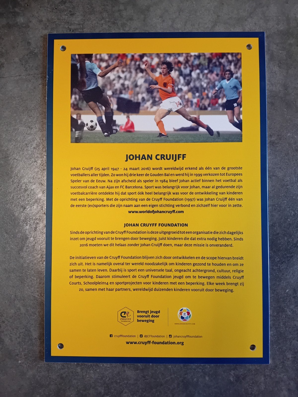 Informatie bord Johan Cruyff foundation, Ophalen of Verzenden, Overige typen
