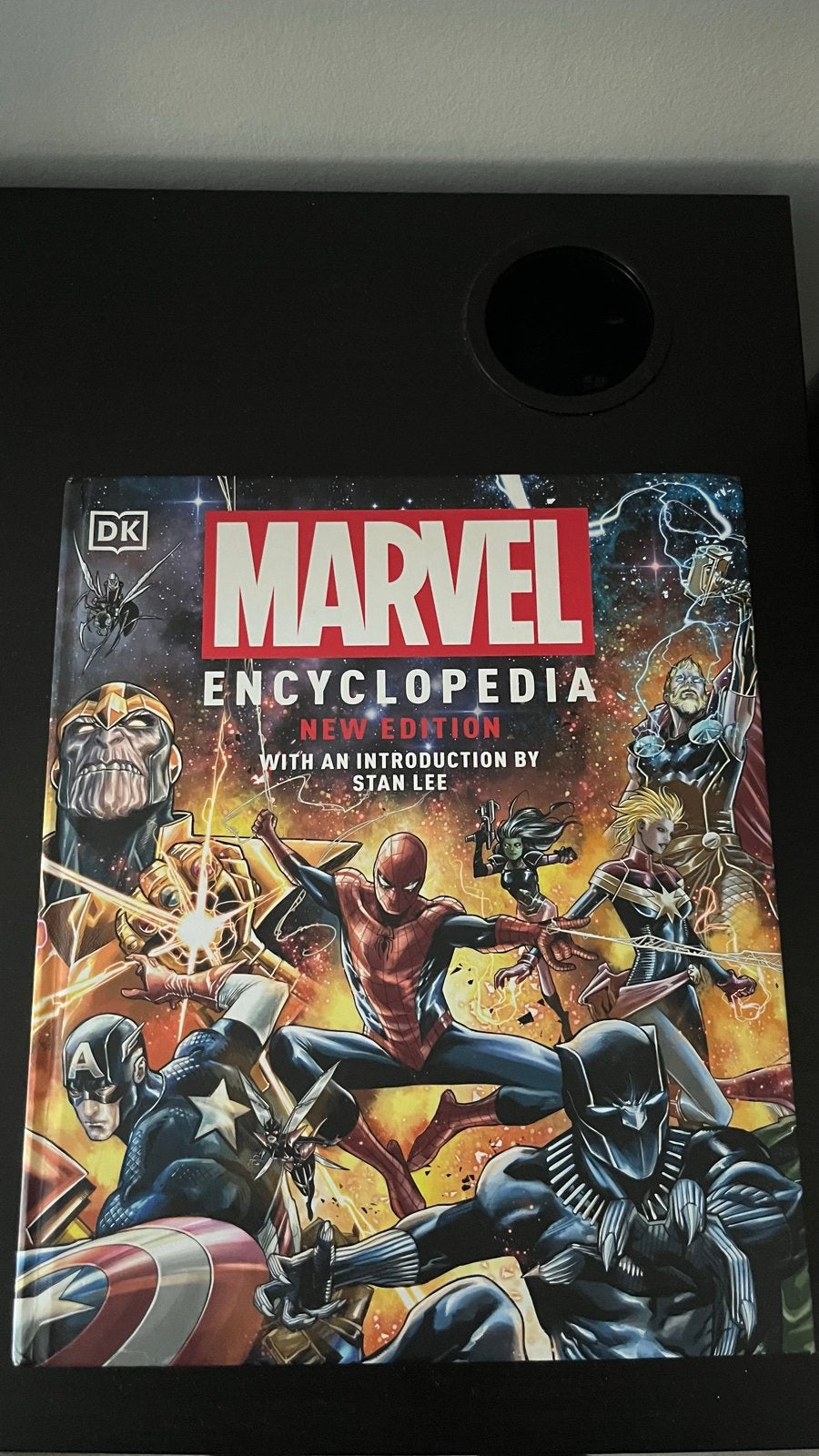Marvel Encyclopedia - Nieuwe Editie met Stan Lee Introductie, Eén stripboek, Ophalen, Zo goed als nieuw