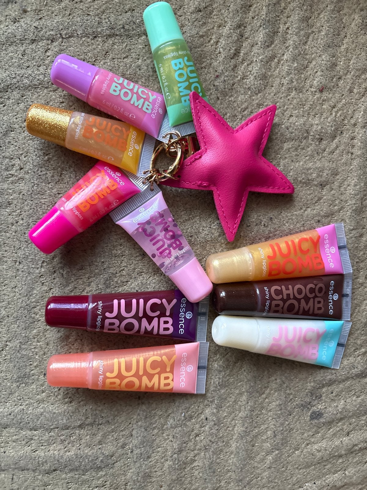 Essence Juicy Bomb Lipgloss Collectie + Sleutelhanger, Verzenden, Nieuw, Make-up, Overige kleuren
