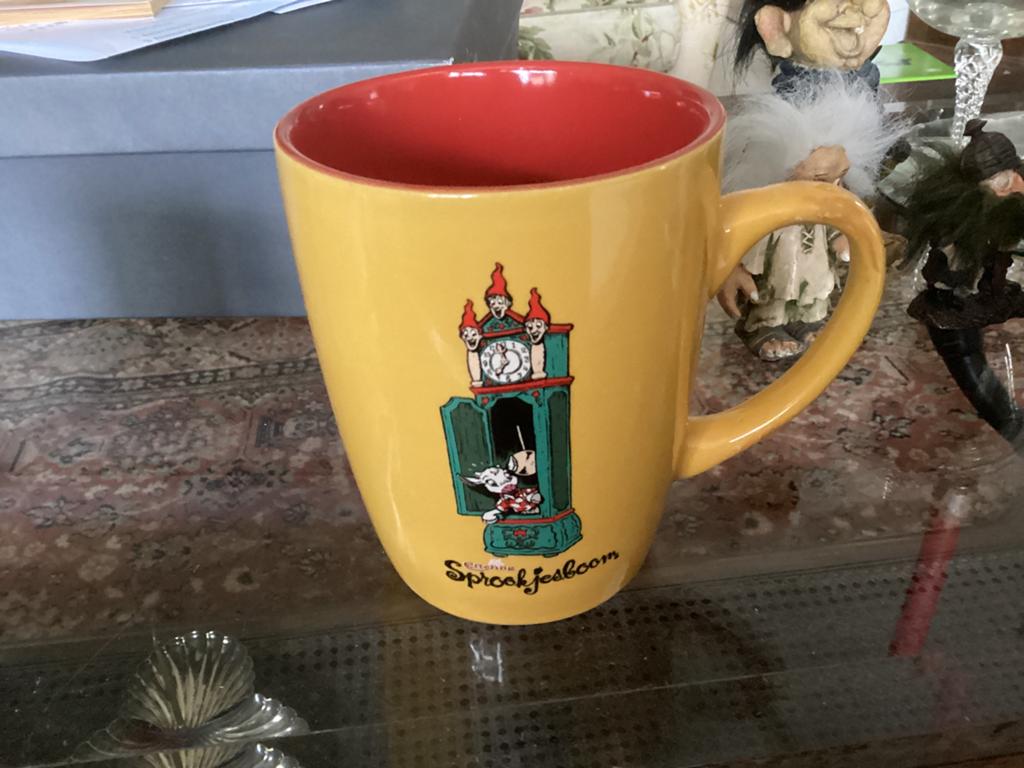Sprookjesboom // mok hoog 12 cm, Verzamelen, Efteling, Ophalen of Verzenden, Zo goed als nieuw, Gebruiksvoorwerp