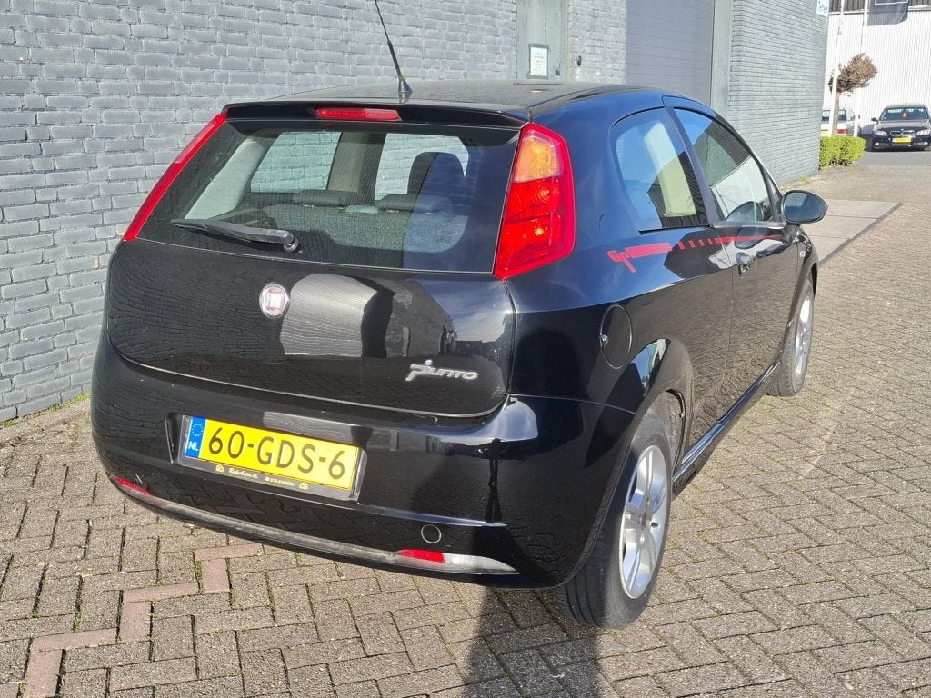 Fiat Grande Punto 1.4 GP 3-Drs Nieuwe APK ✅ (bj 2008), 4 cilinders, 400 kg, Grande Punto, Zwart