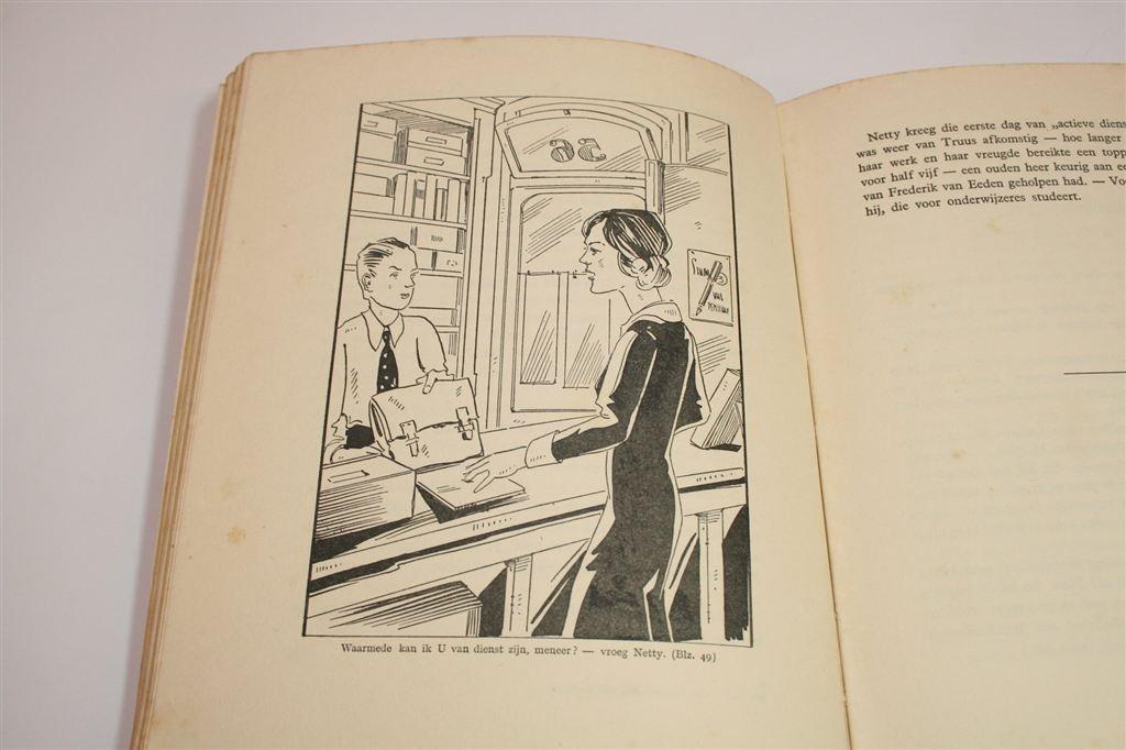 Vintage Meisjesboek 1935 — Van Winkelmeisje tot Studente, Ophalen of Verzenden, Gelezen