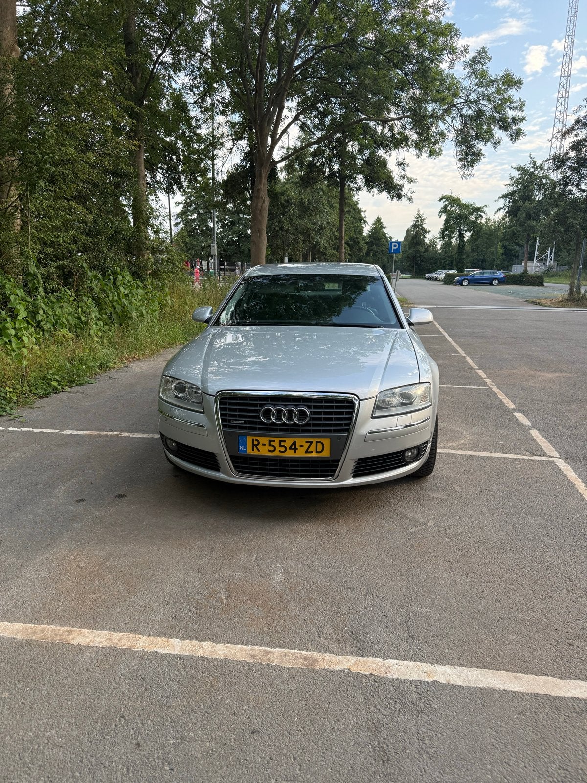 Audi A8 3.2 FSI 191KW Quattro AUT 2006 Grijs, Auto's, Automaat, 1760 kg, Vierwielaandrijving, Particulier