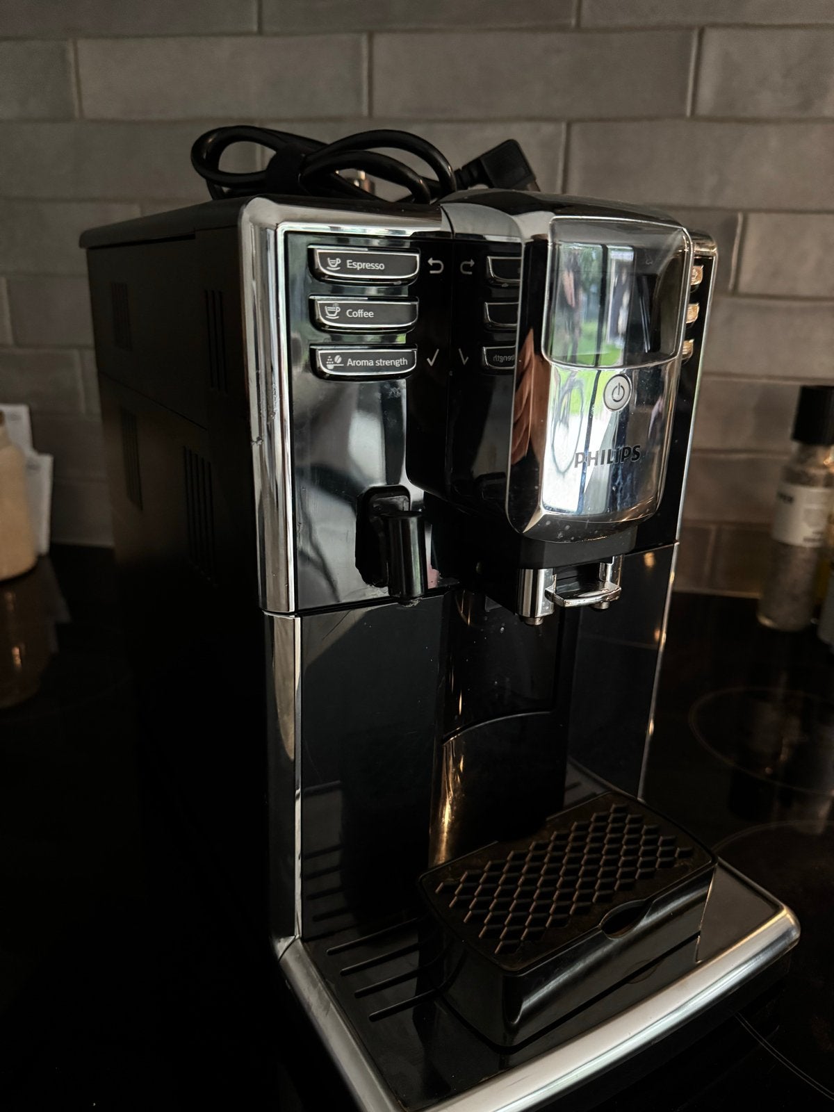 Philips 5000 Latte Go - EP5330 Espressomachine, Witgoed en Apparatuur, Ophalen of Verzenden, Gebruikt, Espresso apparaat, Koffiebonen