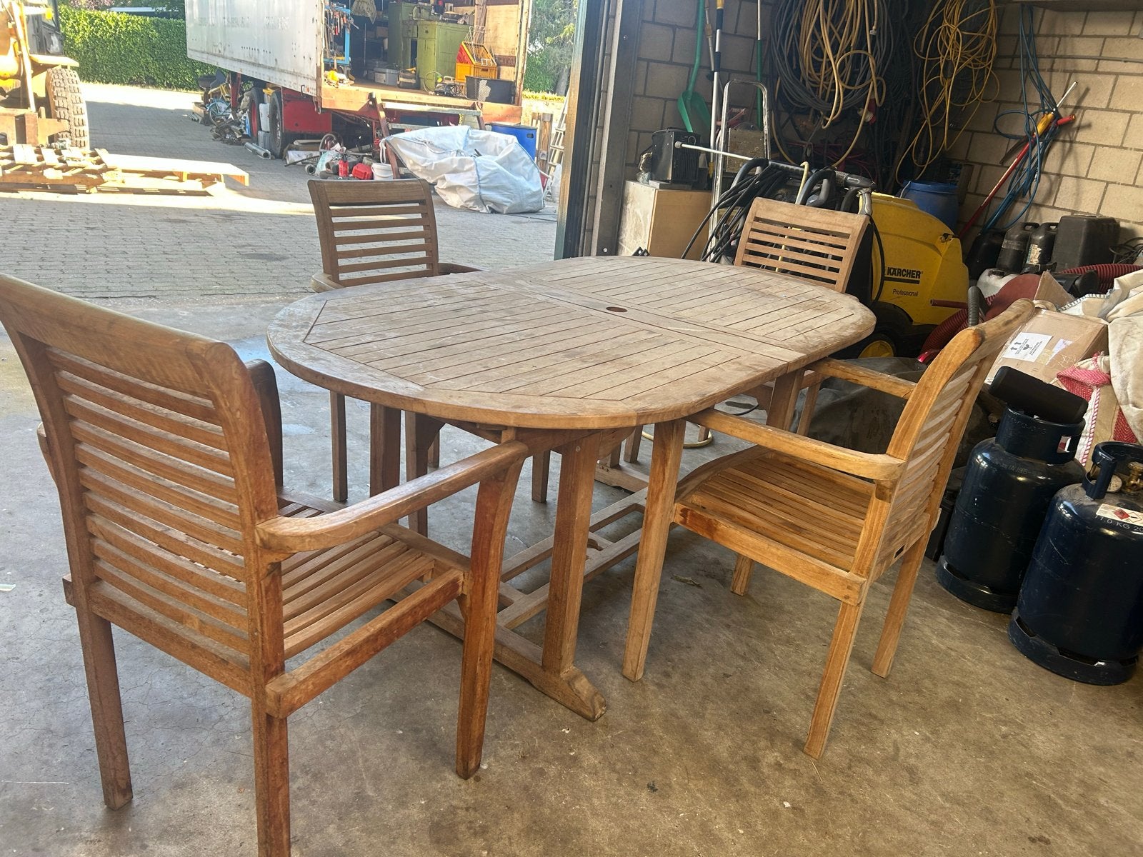 Teakhouten tuinset: uitschuifbare tafel en 4 stoelen, Tuin en Terras, Tuintafels, Ophalen, Nieuw, Ovaal, Hout