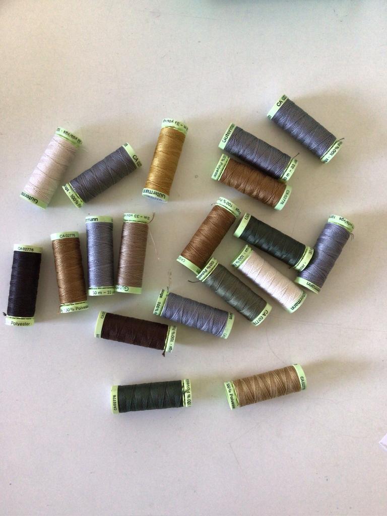 Gutermann knoopsgaten garen. 30 meter., Ophalen of Verzenden, Nieuw