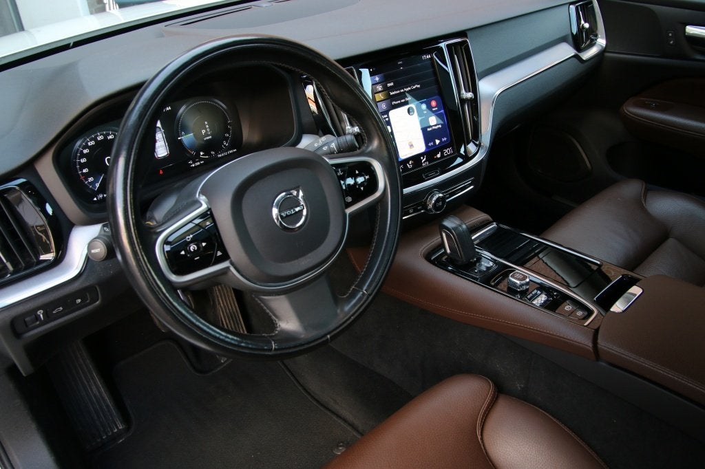 Volvo V60 2.0 T6 TE AWD MomPro (bj 2020, automaat), Auto's, Volvo, 12 maanden, Gebruikt, Euro 6, 4 cilinders