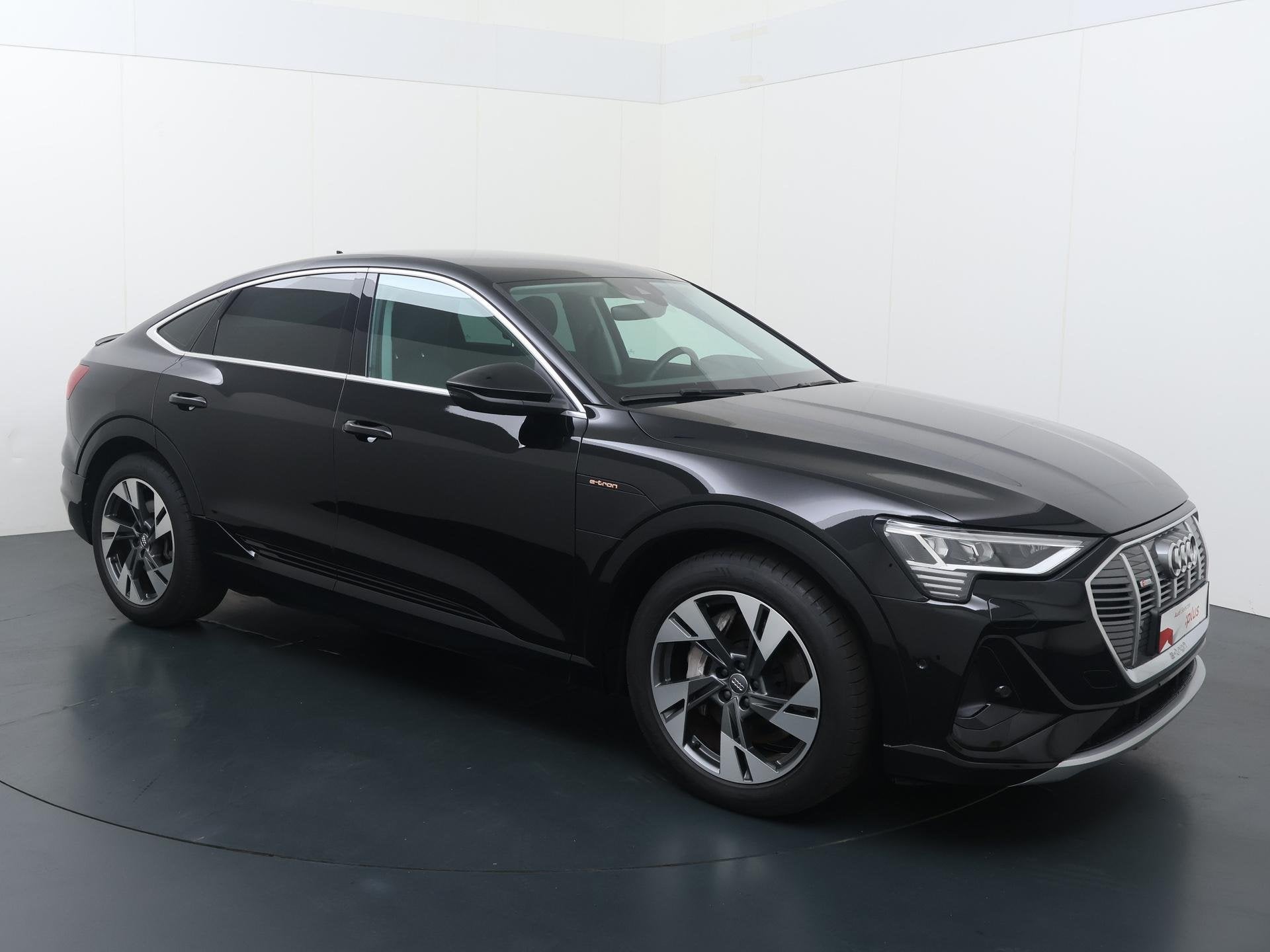 Audi e-tron Sportback 50 quattro edition 71 kWh | 313 PK | S, Auto's, Stof, 71 kWh, Met garantie (alle), Zwart