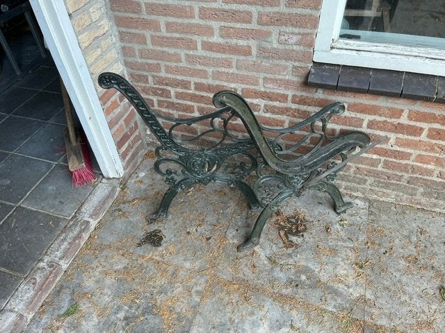 Bank poten, Ophalen, Gebruikt, 75 tot 100 cm, Metaal