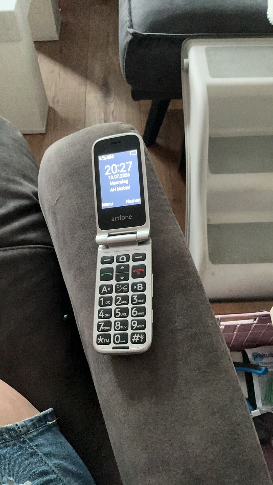 Senioren telefoon met alarmknop met nog 33,00 beltegoed, Telecommunicatie, Ophalen, Zo goed als nieuw, 1 handset