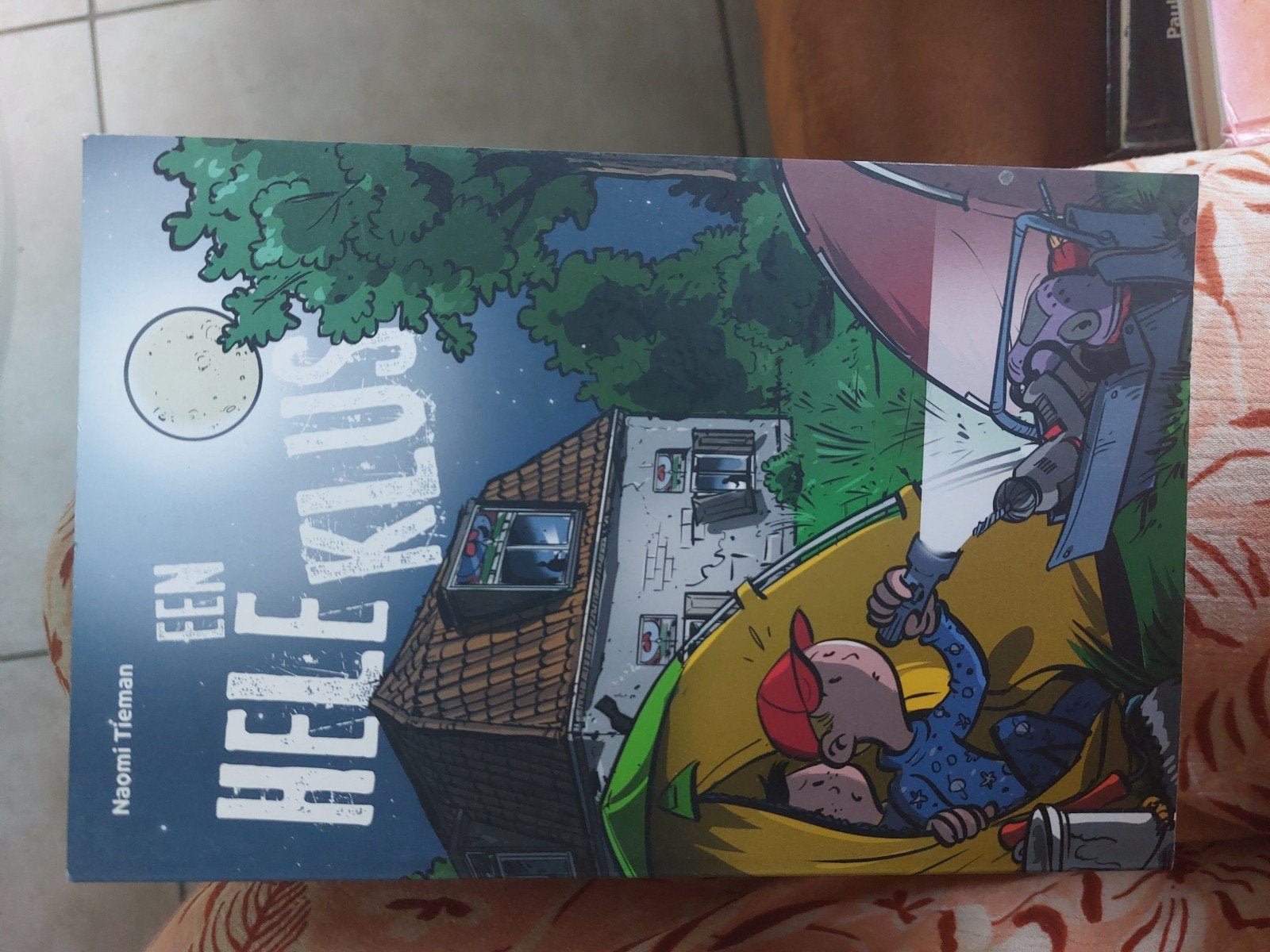 Een Hele Klus - Naomi Tieman (Kinderboek), Ophalen, Zo goed als nieuw, Naomi Tieman, Fictie algemeen