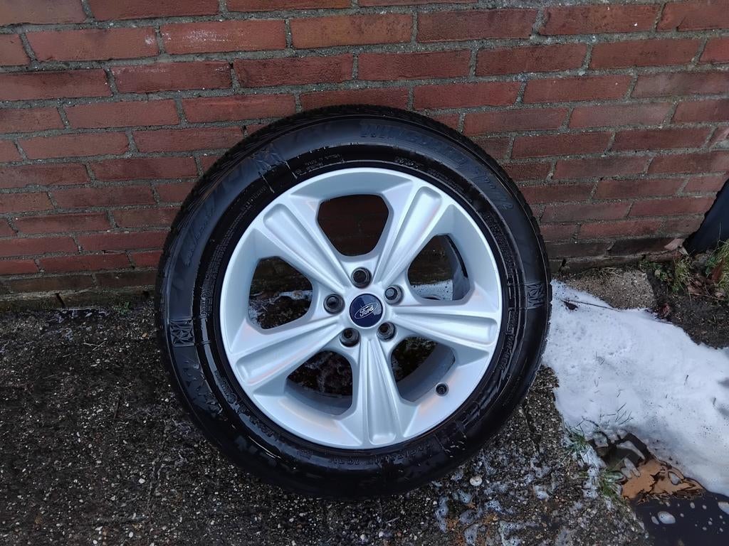 Ford Kuga winterset met sensoren, Ophalen of Verzenden