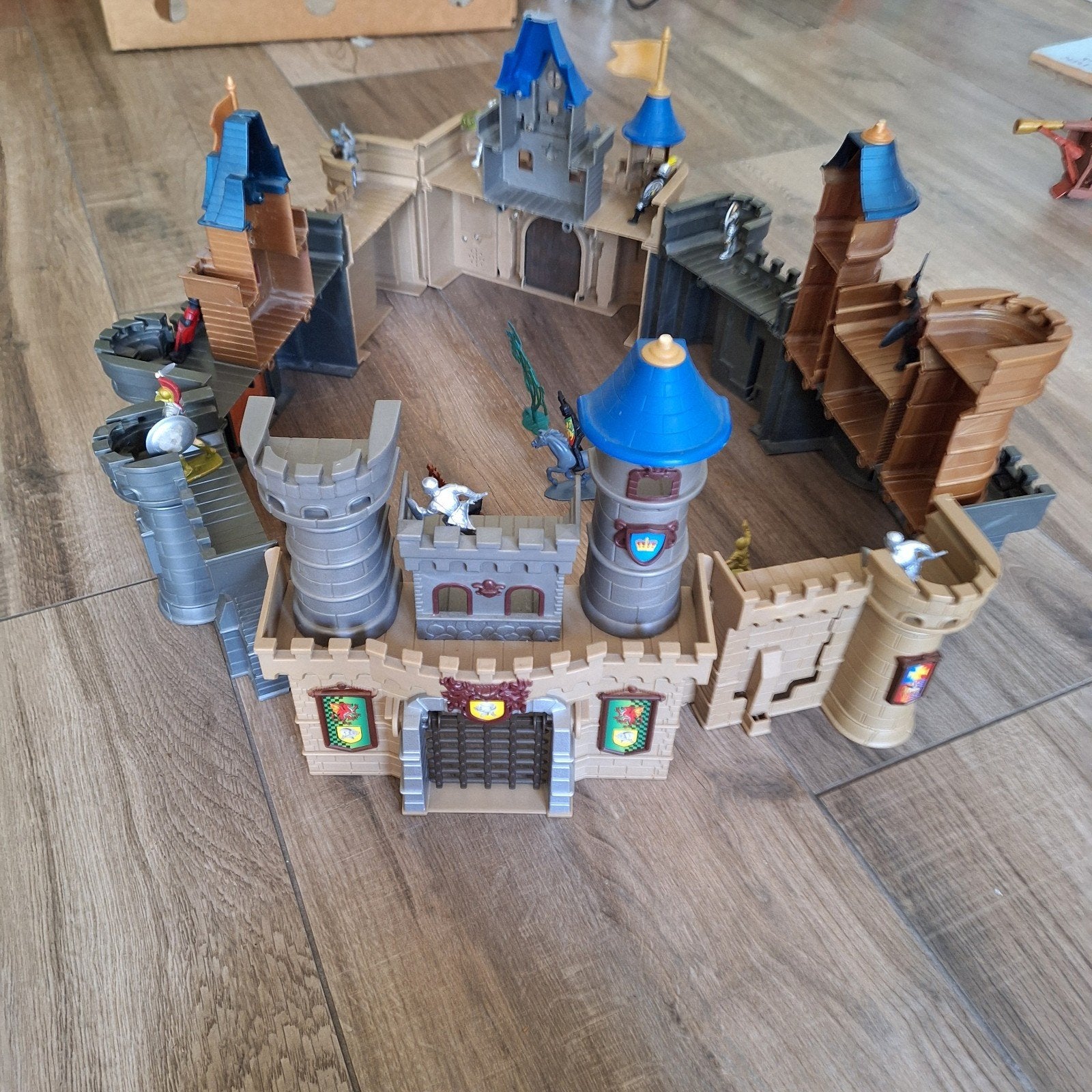 Kasteel met Ridders en Paarden Speelset, Kinderen en Baby's, Speelgoed | Overig, Ophalen of Verzenden, Gebruikt, Jongen of Meisje