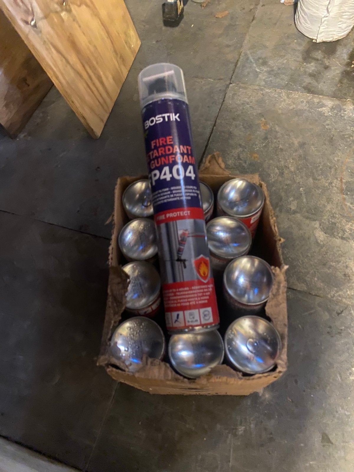 24x bostik fire retardant pu gunfoam FP404 nieuw!, Minder dan 4 cm, Overige materialen, Nieuw, Ophalen of Verzenden