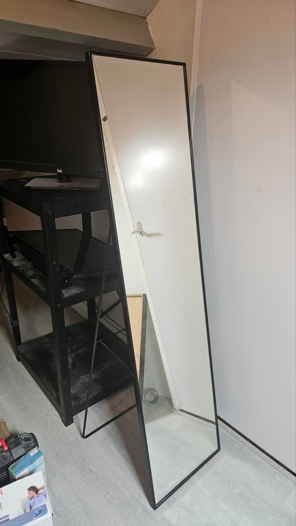 Karmsund staande spiegel IKEA, Huis en Inrichting, Woonaccessoires | Spiegels, Ophalen, Minder dan 50 cm, Zo goed als nieuw, 150 tot 200 cm