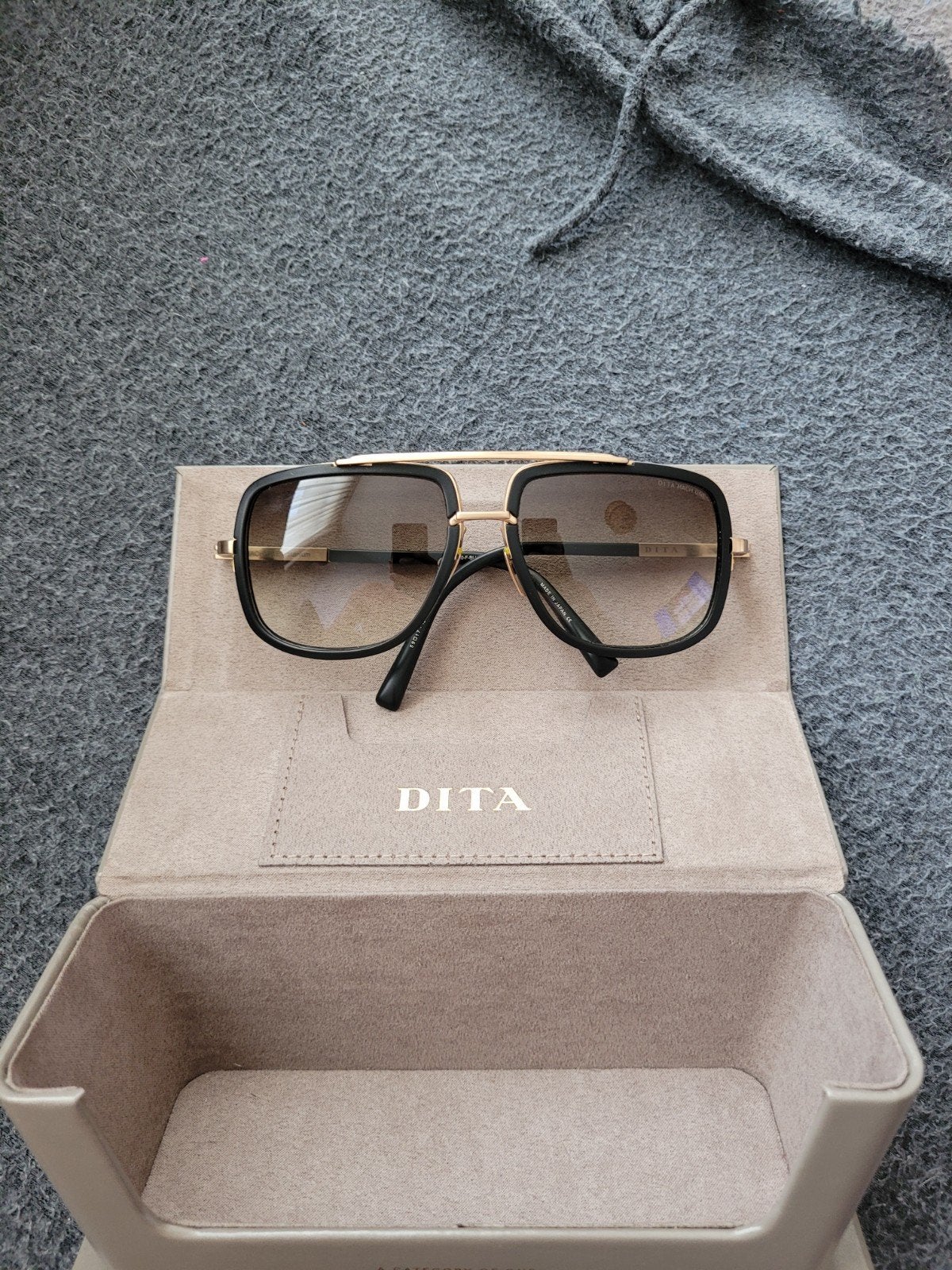 Dita Mach-One Zonnebril - Zo goed als nieuw, Ophalen, Zo goed als nieuw, Zwart, Overige merken