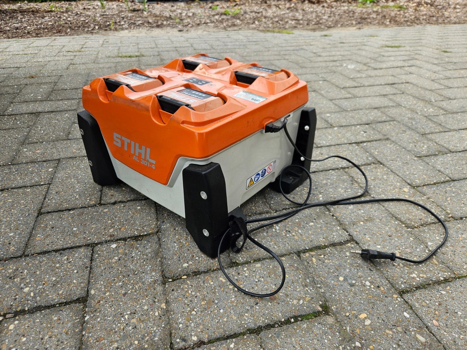 Stihl AL 301-4 Multilader met 4x AP 200 S Accu's, Tuin en Terras, Ophalen, Zo goed als nieuw, Overige soorten, Stihl