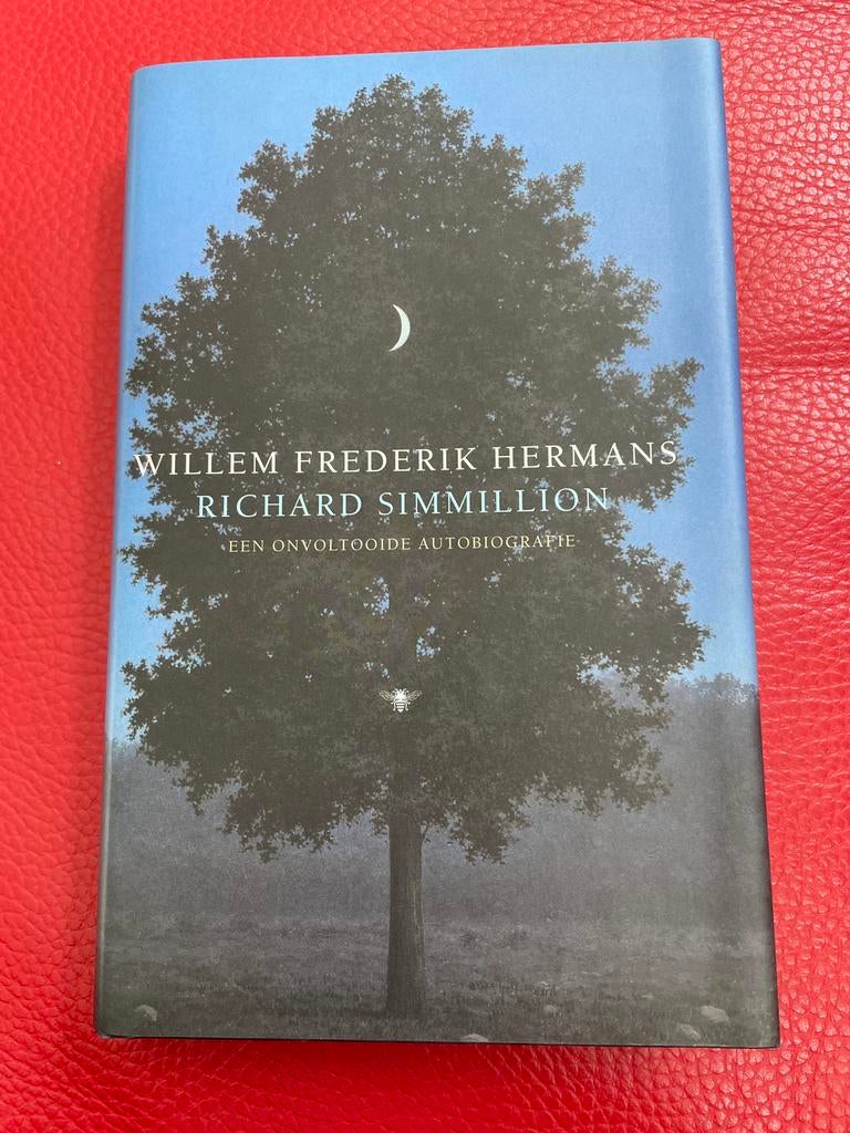 Willem Frederik Hermans - Richard Simmillion, Ophalen of Verzenden, Zo goed als nieuw, Willem Frederik Hermans