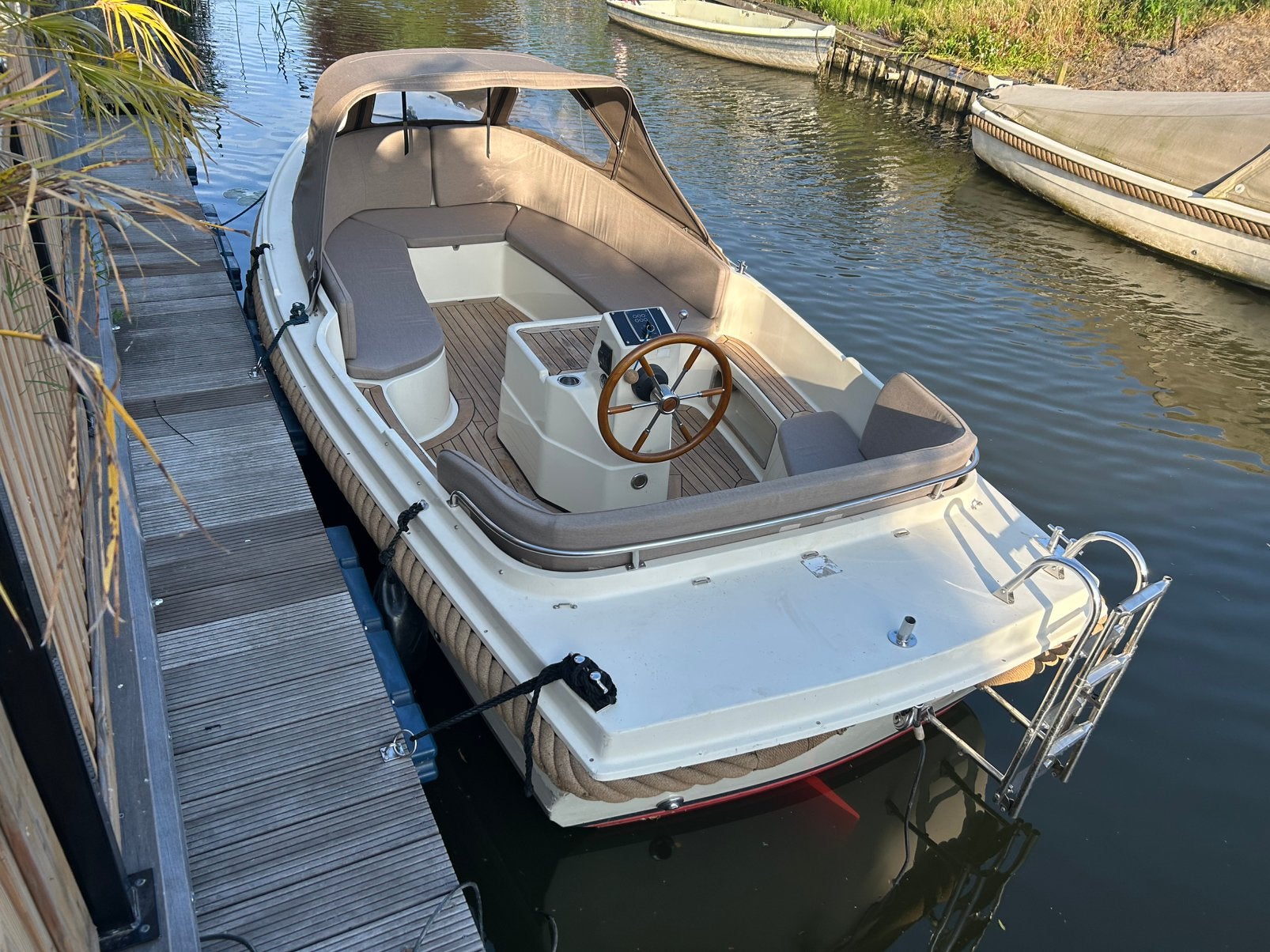 Tekoop: interboat 17 met 2 cil vetus diesel, nieuwe buiskap, Watersport en Boten, Sloepen, Ophalen, Gebruikt, Binnenboordmotor