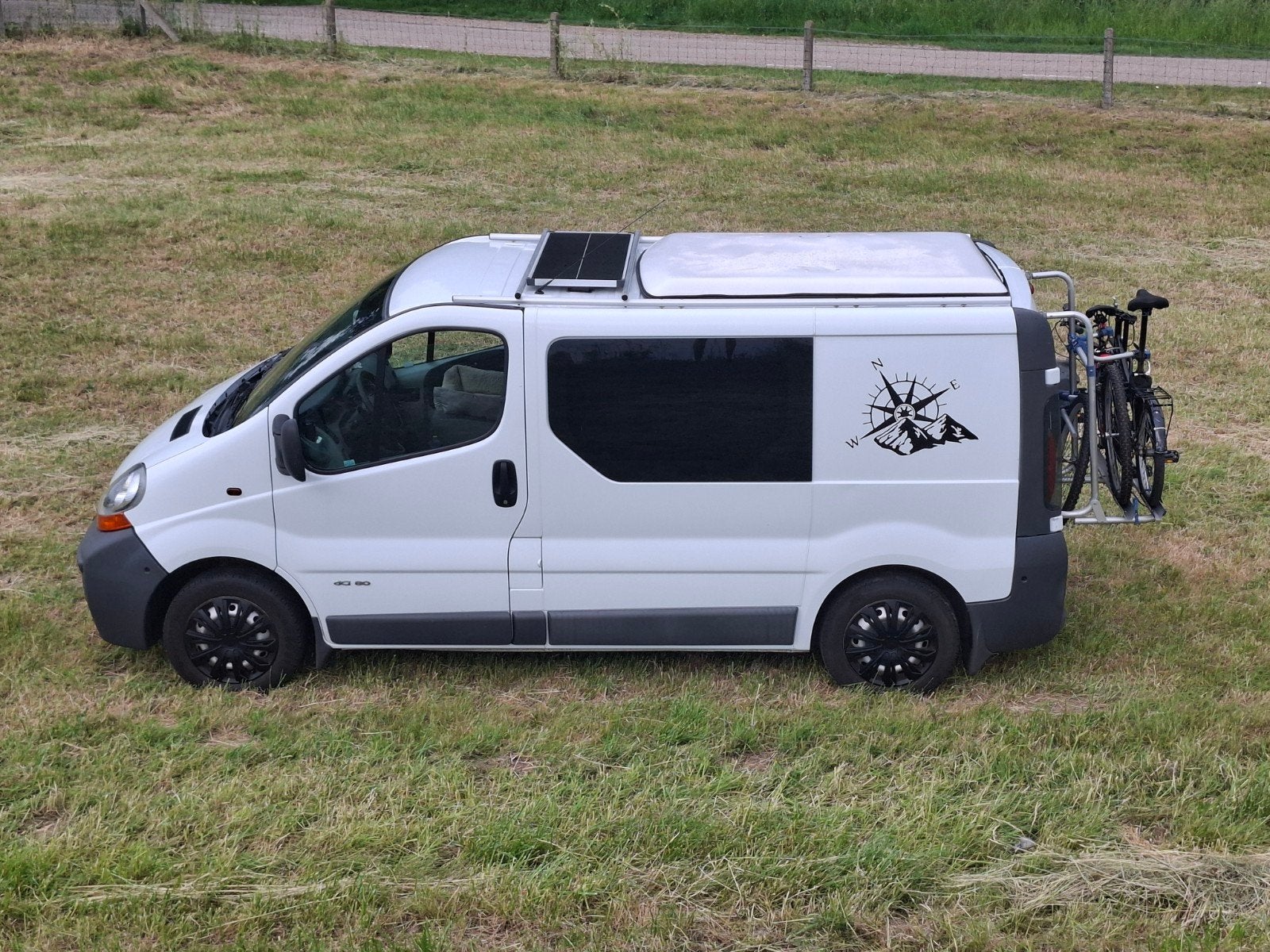 Buscamper Renault Trafic (inruilen  (kajuit boot 7tot9mtr), Auto's, Renault, Overige carrosserieën, 2000 kg, Wit, Origineel Nederlands