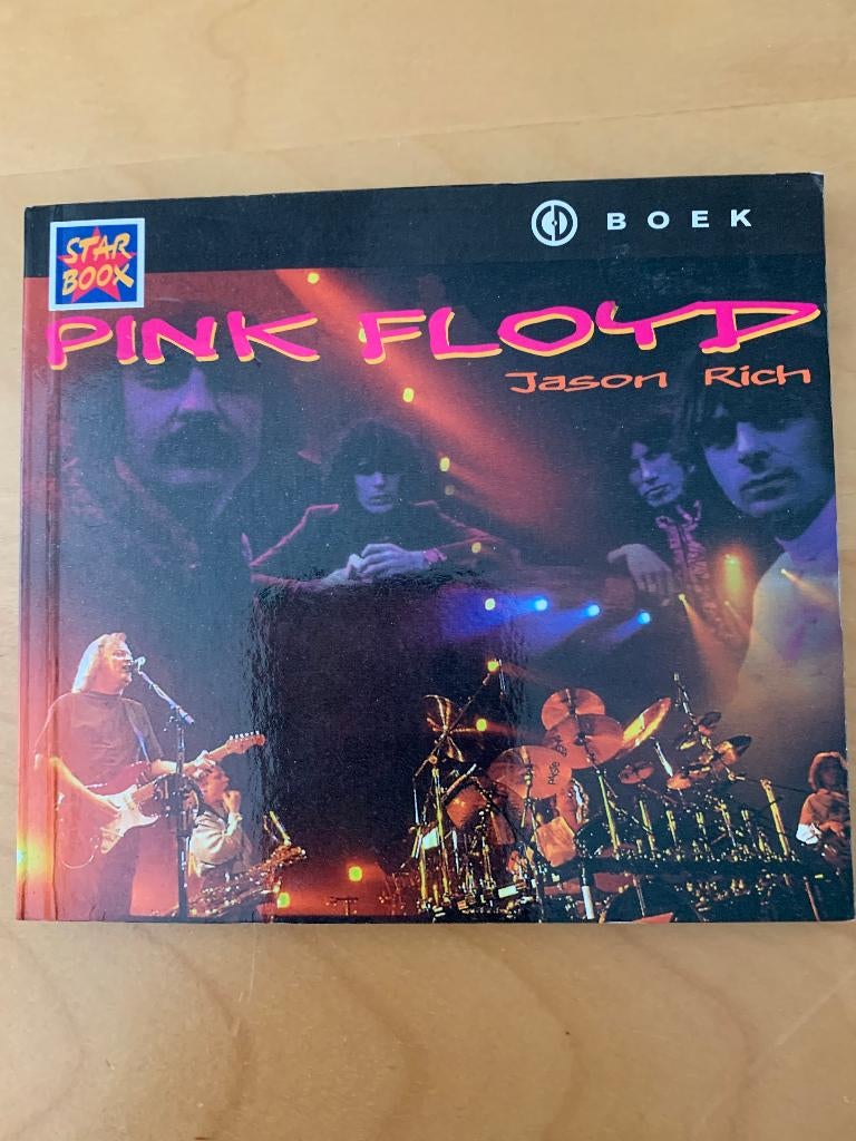 Boek Pink Floyd door Jason Rich, Jason Rich, Artiest, Ophalen of Verzenden, Zo goed als nieuw
