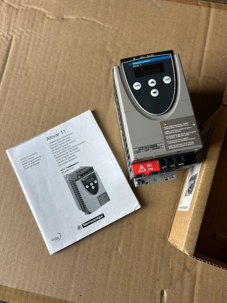 Frequentie regelaar telemecanique atv11hu12m2e, Ophalen of Verzenden, Nieuw