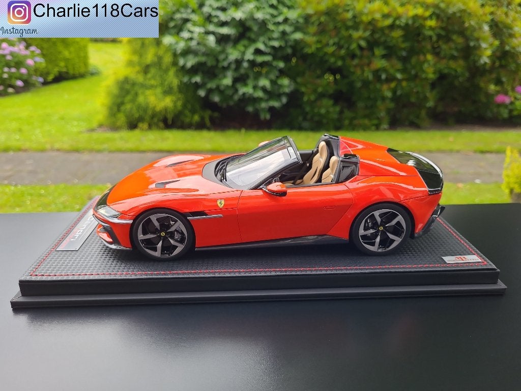 MR Collection 1/18 Ferrari 12Cilindri Spider – Rosso Dino, Ophalen of Verzenden, Nieuw, Overige merken