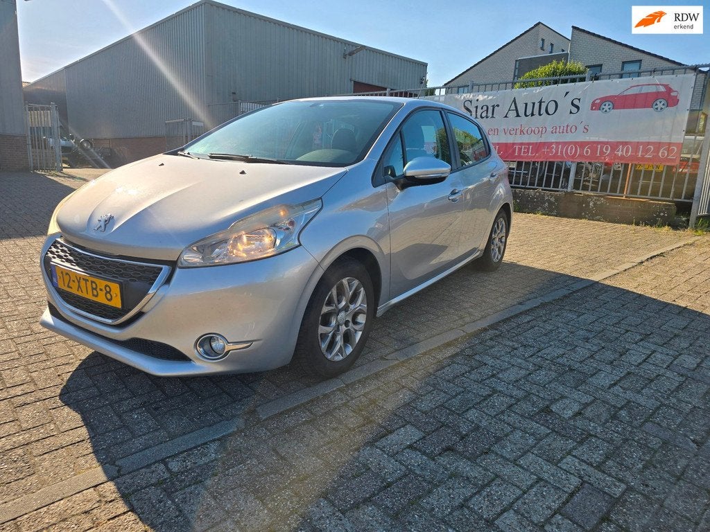 Peugeot 208 1.2 VTi Active, Voorwielaandrijving, Euro 5, Gebruikt, 31 €/maand