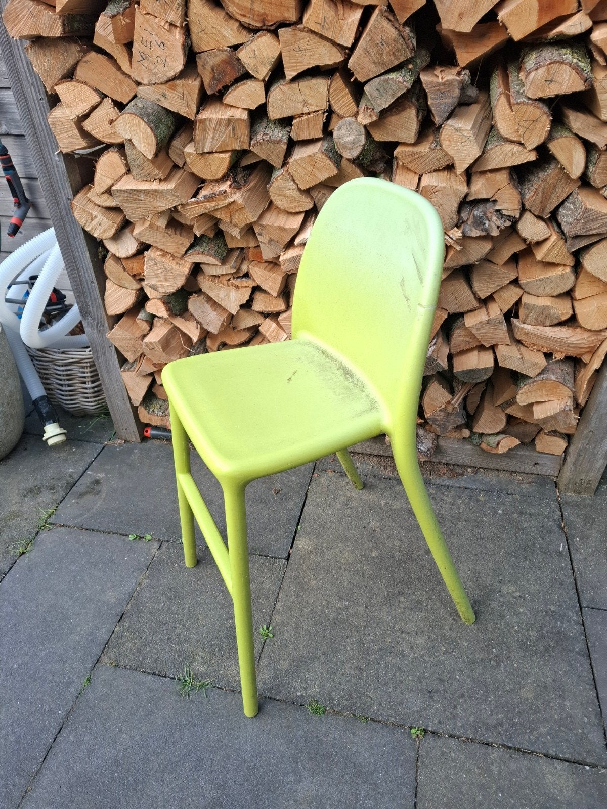 Groene kunststof hoge kinderstoel/kruk, ideaal voor buiten, Ophalen, Kunststof, Gebruikt, Overige kleuren