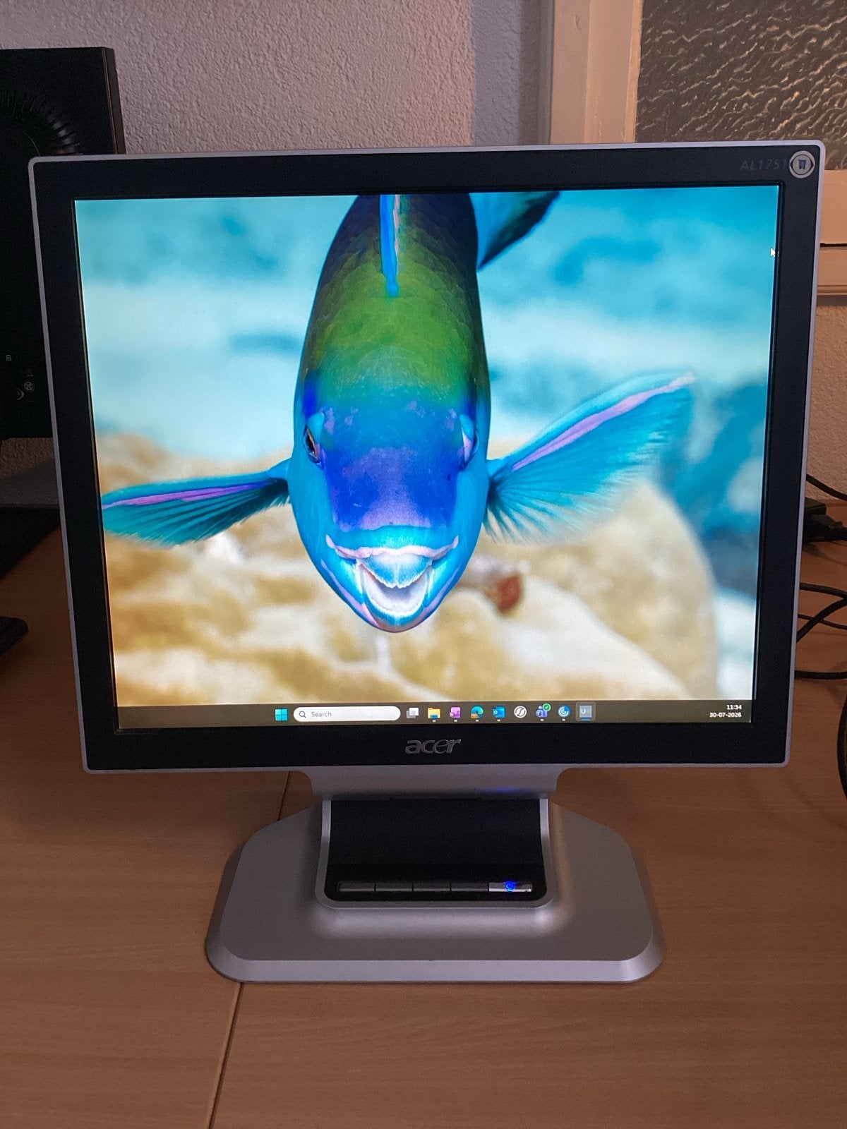 Acer AL1751B LCD Monitor - 17 inch, Computers en Software, Monitoren, Gebruikt, 60 Hz of minder, VGA, Kantelbaar, LED, HD, 5 ms of meer