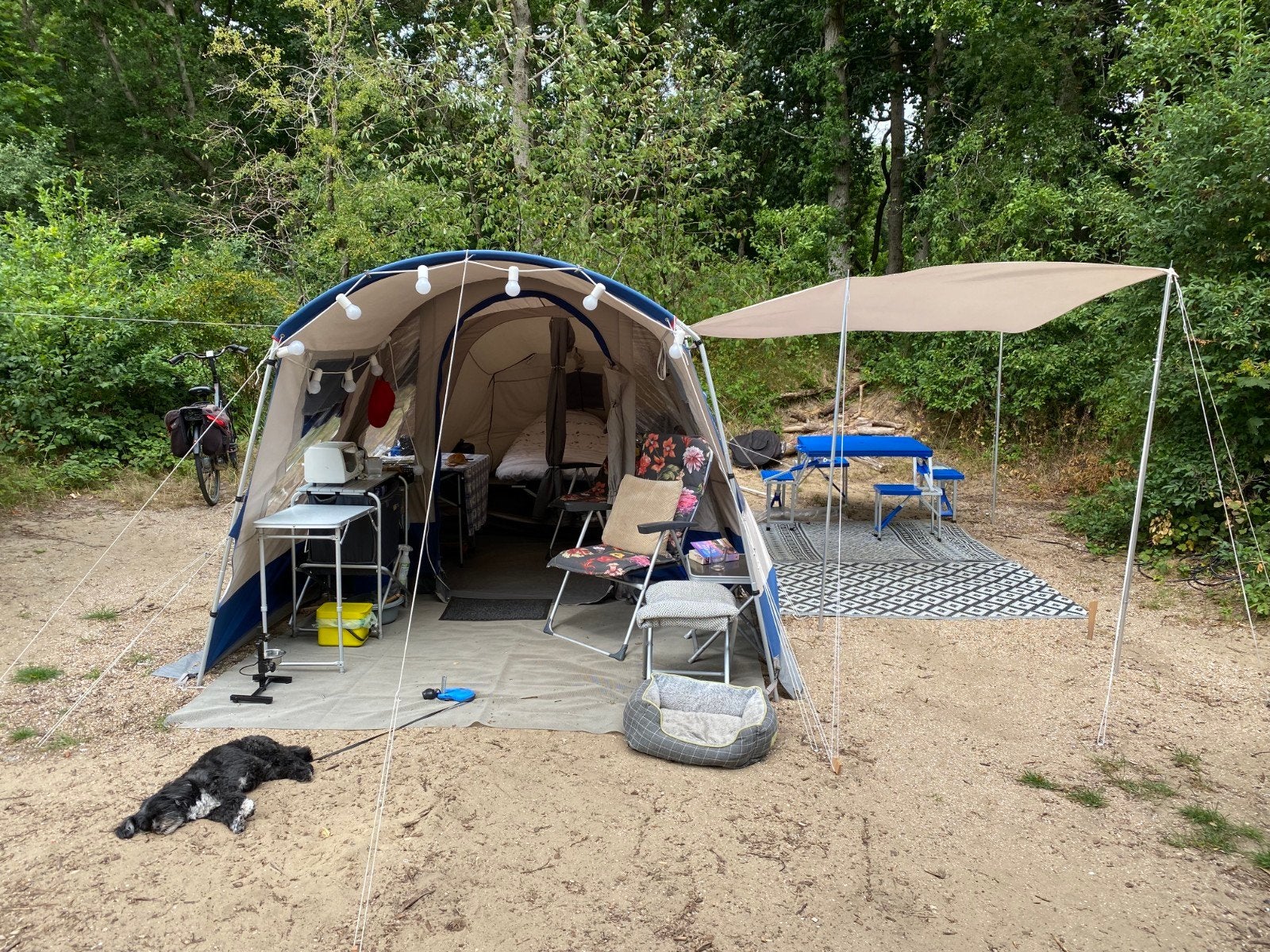 Vrijbuiter 4-persoons tunneltent canvas met kampeerspullen, Caravans en Kamperen, Tenten, Ophalen