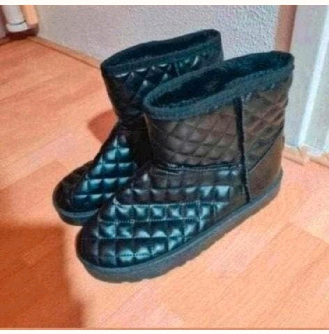 Nieuwe, warme waterdichte zwarte boots in maat 39., Zwart, Snowboots, Nieuw, Ophalen of Verzenden