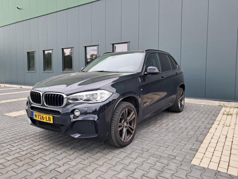 Personenauto, BMW, X5, xDrive30d High Executive, 2014, Automatische klimaatregeling, 2993 cc, Zwart, Leder
