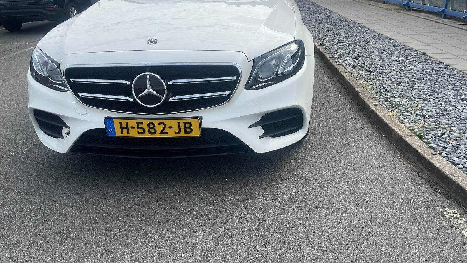 Mercedes-Benz E-Klasse E300 de 316pk 9G-TRONIC 2020 Wit, Auto's, Achterwielaandrijving, 194 pk, 4 cilinders, 241 €/maand
