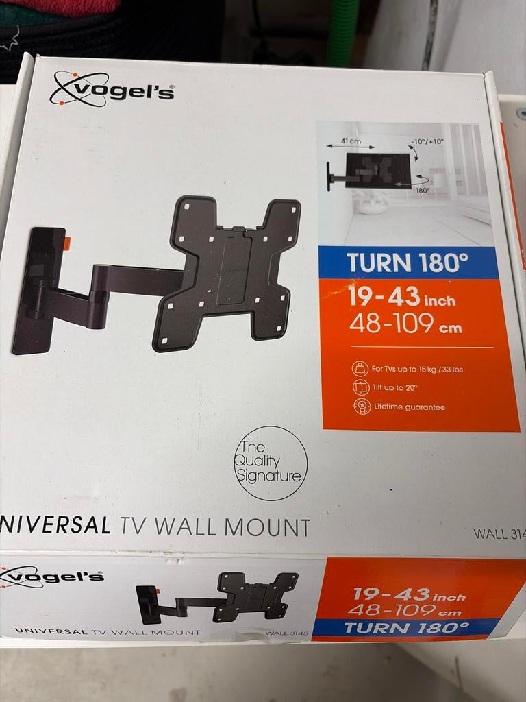 Vogel's WALL 3145 Universele TV Muurbeugel 19-43 inch, Ophalen, Zo goed als nieuw