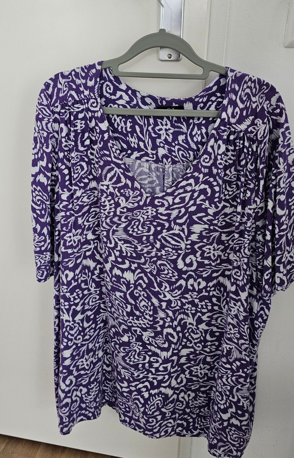 Paarse blouse met wit patroon - Maat 48, Paars, Maat 46/48 (XL) of groter, Ophalen of Verzenden, Gedragen