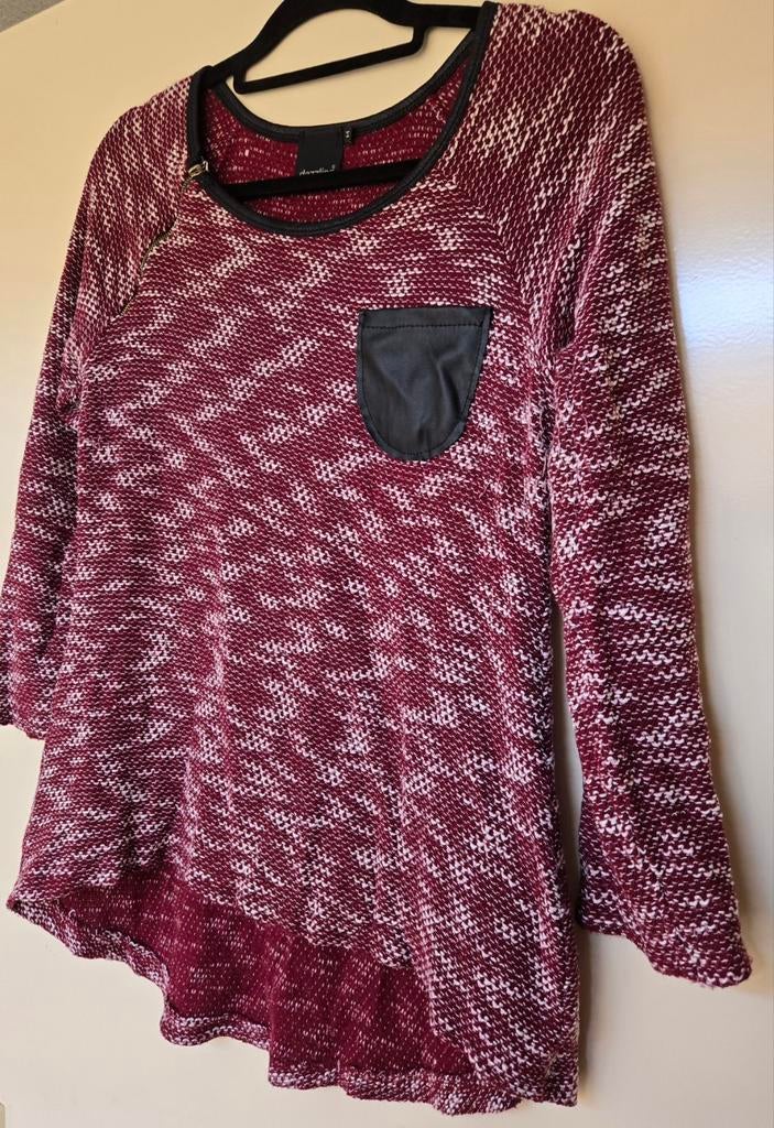 Bordeaux/wit gemêleerde trui met stoere details - Dazzling, Kleding | Dames, Maat 38/40 (M), Ophalen of Verzenden, Zo goed als nieuw