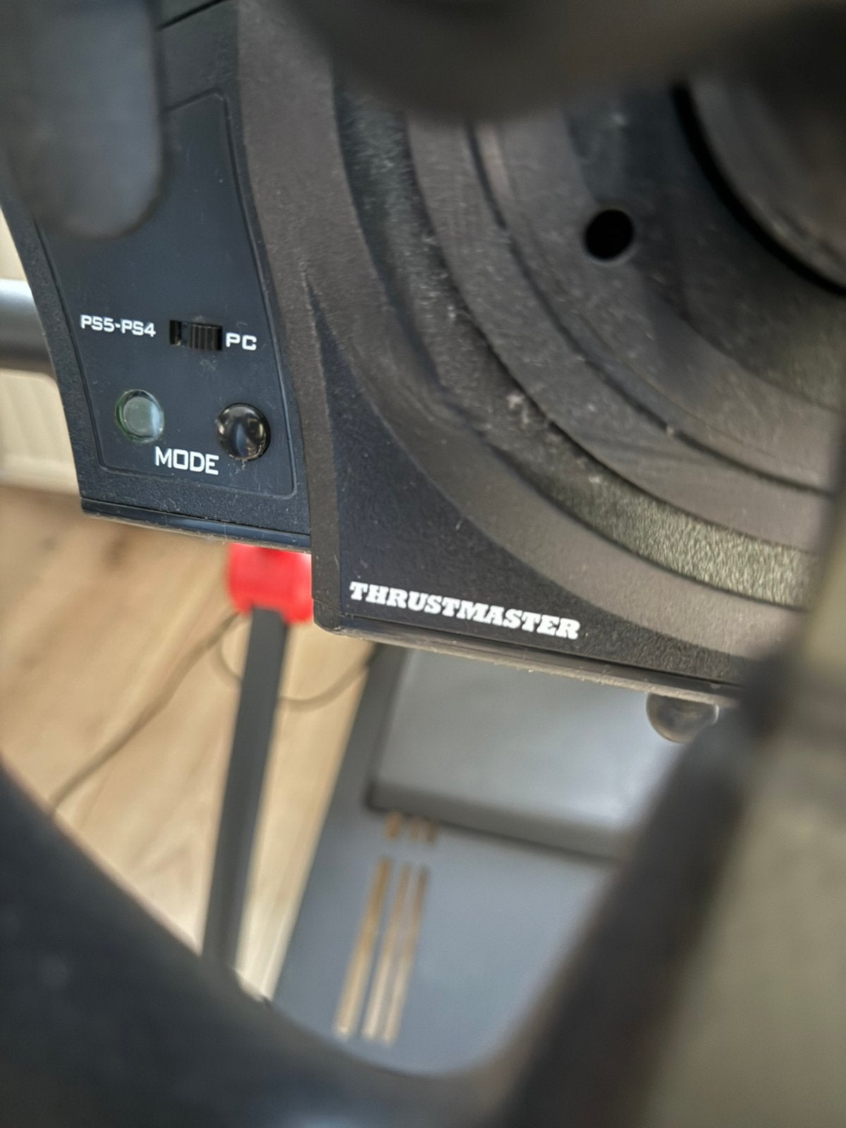 Foto 8 van Thrustmaster T300 RS GT + TH8S + racing stand