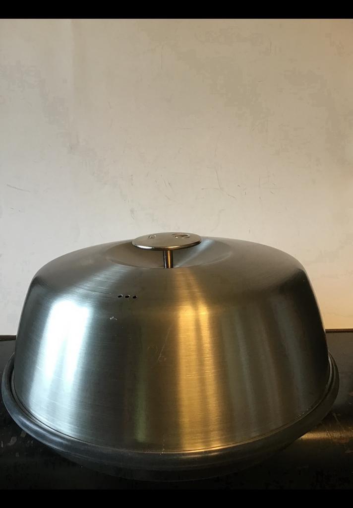 Warmhouder, warm houd bord. Voor warm houden warme maaltijd., Huis en Inrichting, Ophalen of Verzenden, Zo goed als nieuw