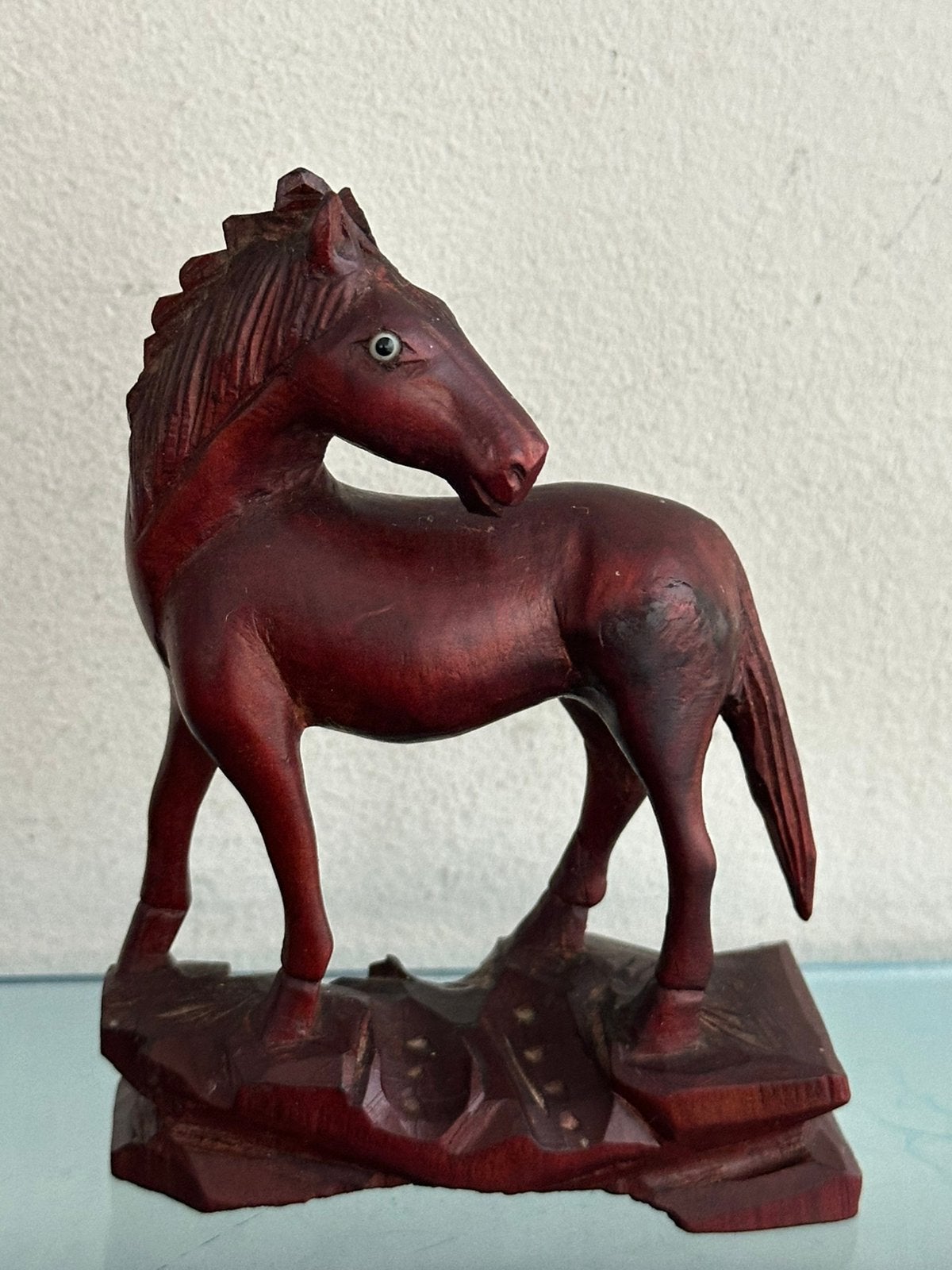 Chinees Rozen Houtsnijwerk beeldje Paard 10 cm, Ophalen of Verzenden