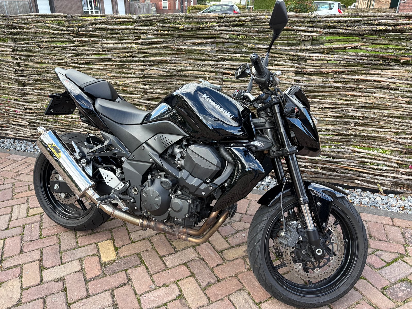 Kawasaki Z750, 750 cc, Naked bike